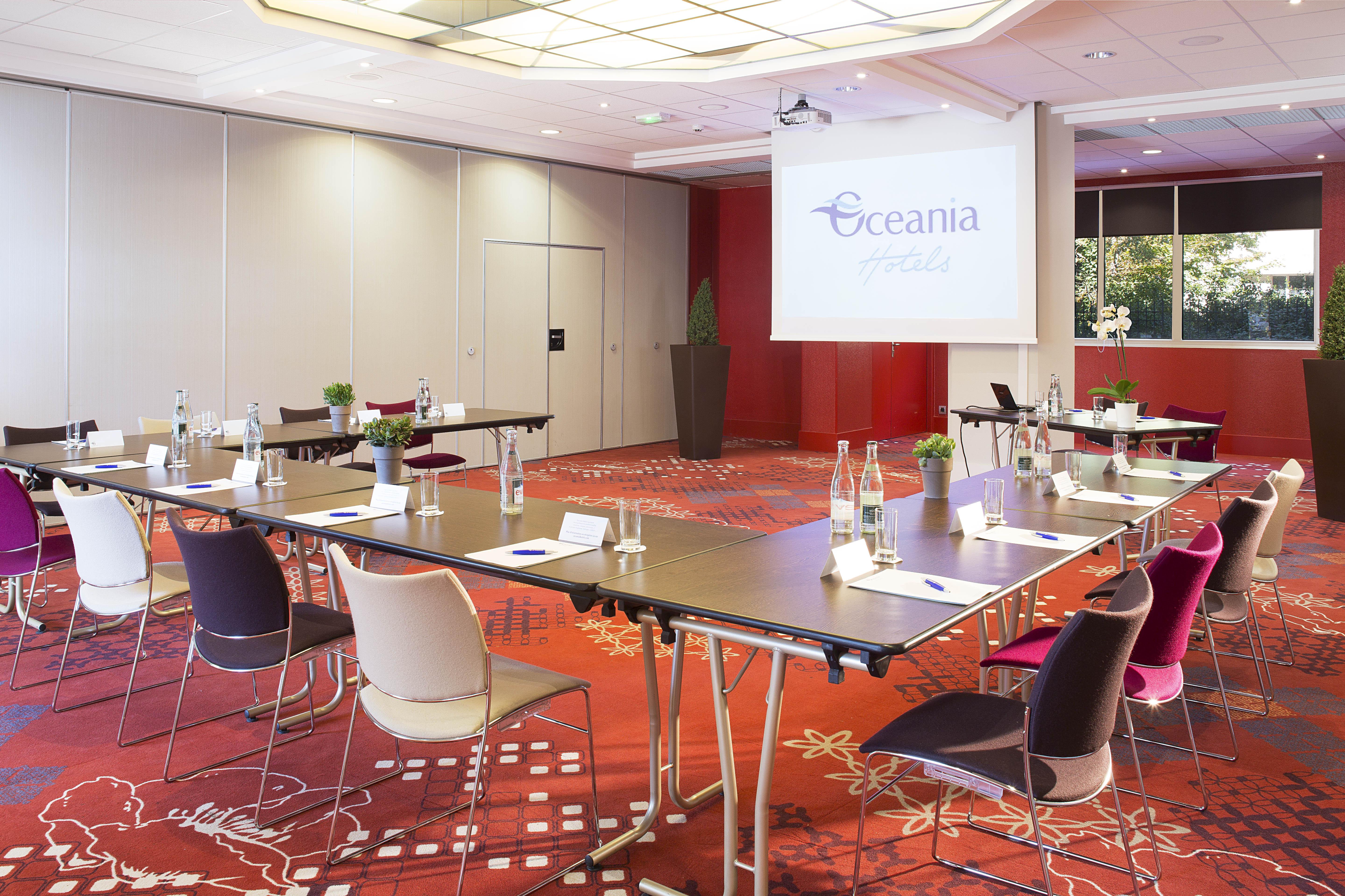 Oceania Clermont Ferrand Hotel Bagian luar foto